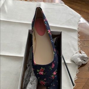 Bamboo brand slippers.